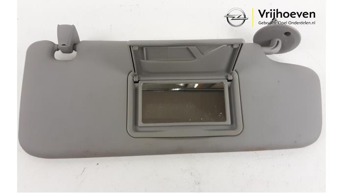 Solskydd från en Opel Karl 1.0 12V 2015