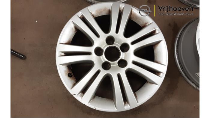 Velgen set van een Opel Astra H (L48) 1.8 16V 2005
