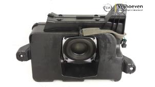 Used Subwoofer Opel Ampera 1.4 16V Price € 50,00 Margin scheme offered by Autodemontage Vrijhoeven B.V.
