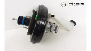 Gebruikte Rembekrachtiger Opel Corsa F (UB/UH/UP) 1.2 Turbo 12V 100 Prijs € 45,00 Margeregeling aangeboden door Autodemontage Vrijhoeven B.V.