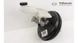 Gebruikte Rembekrachtiger Opel Corsa F (UB/UH/UP) 1.2 Turbo 12V 100 Prijs € 45,00 Margeregeling aangeboden door Autodemontage Vrijhoeven B.V.