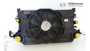 Używane Zestaw chlodnicy Opel Astra K 1.0 SIDI Turbo 12V Cena € 250,00 Procedura marży oferowane przez Autodemontage Vrijhoeven B.V.