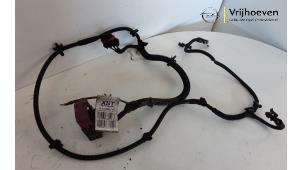 Używane Wiazka przewodów Opel Astra H Twin Top (L67) 1.8 16V Cena € 90,00 Procedura marży oferowane przez Autodemontage Vrijhoeven B.V.