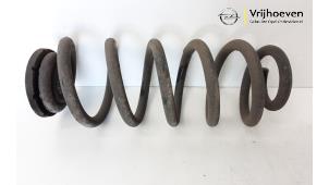 Gebruikte Schroefveer achter Opel Astra K Sports Tourer 1.6 CDTI 110 16V Prijs € 60,00 Margeregeling aangeboden door Autodemontage Vrijhoeven B.V.