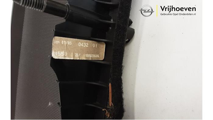 Windscherm van een Opel Tigra Twin Top 1.4 16V 2007