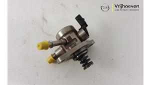 Usados Bomba de gasolina mecánica Opel Astra K Sports Tourer 1.2 Turbo 12V Precio € 175,00 Norma de margen ofrecido por Autodemontage Vrijhoeven B.V.