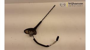 Gebruikte Antenne Opel Adam 1.2 Prijs € 15,00 Margeregeling aangeboden door Autodemontage Vrijhoeven B.V.