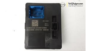 Gebruikte Computer Kachel Opel Corsa F (UB/UH/UP) 1.2 12V 75 Prijs € 20,00 Margeregeling aangeboden door Autodemontage Vrijhoeven B.V.