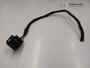 Begagnade Kontakt Opel Meriva 1.4 Turbo 16V Ecotec Pris € 30,00 Marginaltabell erbjuds av Autodemontage Vrijhoeven B.V.