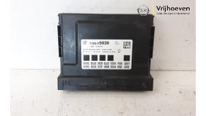 Begagnade Dator , karosskontroll (BCM) Opel Corsa E 1.3 CDTi 16V ecoFLEX Pris € 80,00 Marginaltabell erbjuds av Autodemontage Vrijhoeven B.V.