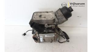 Begagnade Oljefilterhus Opel Corsa E 1.3 CDTi 16V ecoFLEX Pris € 70,00 Marginaltabell erbjuds av Autodemontage Vrijhoeven B.V.