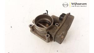 Gebruikte Gasklephuis Opel Vectra C Caravan 2.2 DIG 16V Prijs € 25,00 Margeregeling aangeboden door Autodemontage Vrijhoeven B.V.