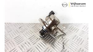 Usados Bomba de gasolina mecánica Opel Astra K 1.2 Turbo 12V Precio € 175,00 Norma de margen ofrecido por Autodemontage Vrijhoeven B.V.