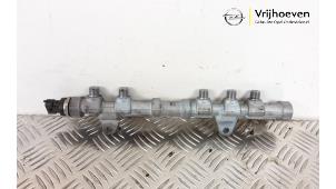 Begagnade Bränsleinsprutningsmunstycke Opel Corsa E 1.3 CDTi 16V ecoFLEX Pris € 40,00 Marginaltabell erbjuds av Autodemontage Vrijhoeven B.V.