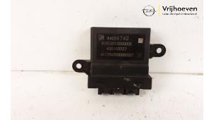 Begagnade PDC-modul Opel Astra K 1.0 SIDI Turbo 12V Pris € 50,00 Marginaltabell erbjuds av Autodemontage Vrijhoeven B.V.