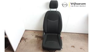 Używane Fotel prawy Opel Karl 1.0 12V Cena € 100,00 Procedura marży oferowane przez Autodemontage Vrijhoeven B.V.