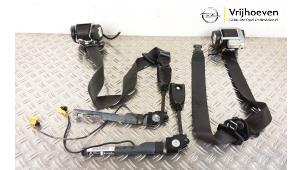 Begagnade Set med bältessträckare Opel Astra J (PC6/PD6/PE6/PF6) 1.3 CDTI 16V EcoFlex Pris € 200,00 Marginaltabell erbjuds av Autodemontage Vrijhoeven B.V.