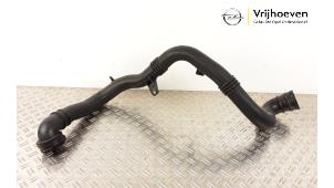 Gebruikte Intercooler Buis Opel Astra K 1.4 Turbo 16V Prijs € 30,00 Margeregeling aangeboden door Autodemontage Vrijhoeven B.V.