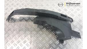 Gebruikte Bumpersteun rechts-voor Opel Insignia Sports Tourer 1.5 Turbo 16V 165 Prijs € 20,00 Margeregeling aangeboden door Autodemontage Vrijhoeven B.V.