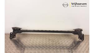 Gebruikte Radiateurbalk Opel Insignia Sports Tourer 1.5 Turbo 16V 165 Prijs € 60,00 Margeregeling aangeboden door Autodemontage Vrijhoeven B.V.
