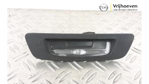 Begagnade Spak, baklucka Opel Insignia Sports Tourer 1.5 Turbo 16V 165 Pris € 20,00 Marginaltabell erbjuds av Autodemontage Vrijhoeven B.V.