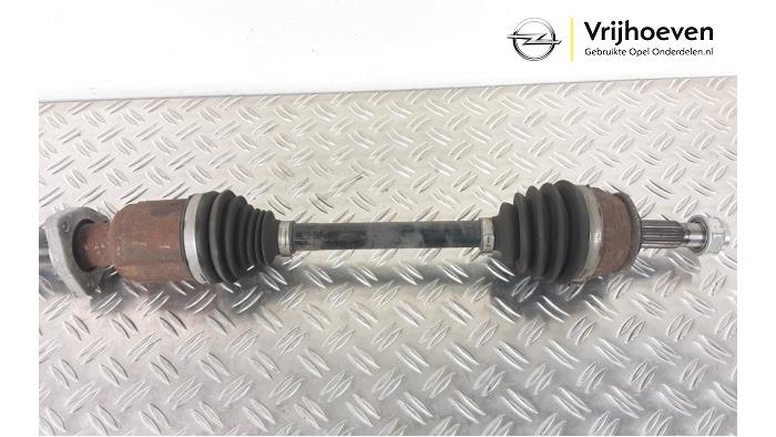 Drivaxel, höger fram från en Opel Mokka X 1.4 Turbo 16V 2018