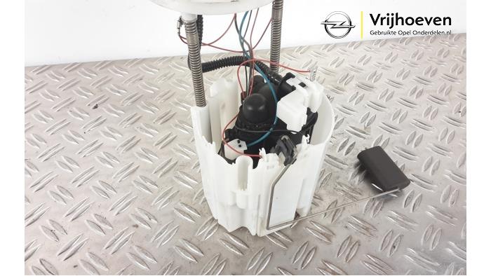Brandstofpomp Elektrisch van een Opel Insignia 1.8 16V Ecotec 2009