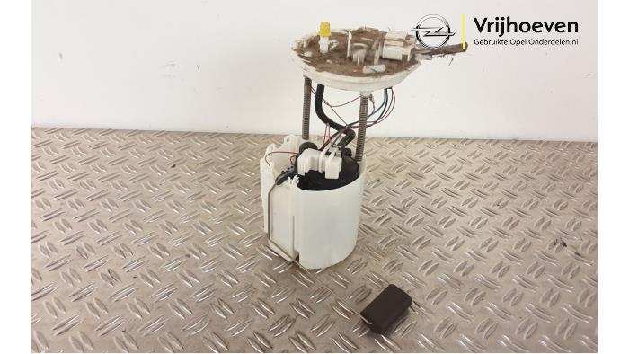 Brandstofpomp Elektrisch van een Opel Insignia 1.8 16V Ecotec 2009