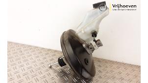 Gebruikte Rembekrachtiger Opel Adam 1.4 S 16V Turbo Prijs € 100,00 Margeregeling aangeboden door Autodemontage Vrijhoeven B.V.