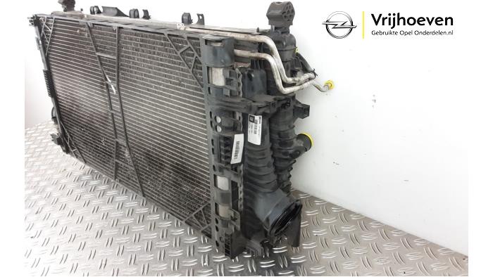 Koelerset van een Opel Insignia Sports Tourer 2.0 Turbo 16V Ecotec 2009