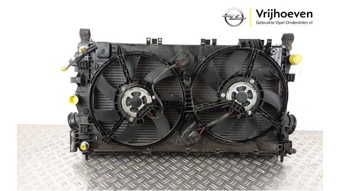 Koelerset van een Opel Insignia Sports Tourer 2.0 Turbo 16V Ecotec 2009
