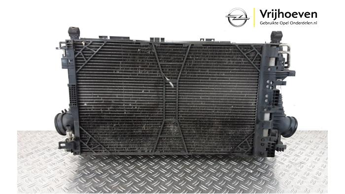 Koelerset van een Opel Insignia Sports Tourer 2.0 Turbo 16V Ecotec 2009