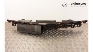 Gebruikte Afdekplaat diversen Opel Insignia Sports Tourer 2.0 Turbo 16V Ecotec Prijs € 15,00 Margeregeling aangeboden door Autodemontage Vrijhoeven B.V.