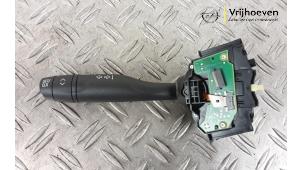 Gebruikte Richtingaanwijzer Schakelaar Opel Combo Cargo 1.6 CDTI 75 Prijs € 25,00 Inclusief btw aangeboden door Autodemontage Vrijhoeven B.V.