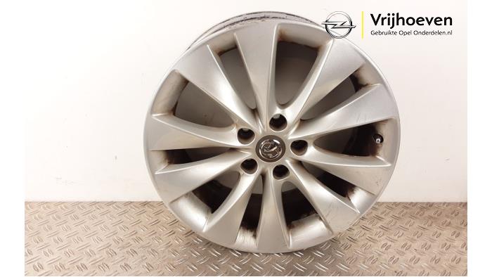 Velg van een Opel Astra J GTC (PD2/PF2) 1.4 Turbo 16V ecoFLEX 140 2014