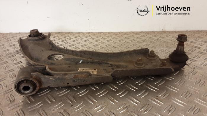 Brazo portante izquierda delante de un Opel Grandland (X) 1.2 Turbo 12V 2019