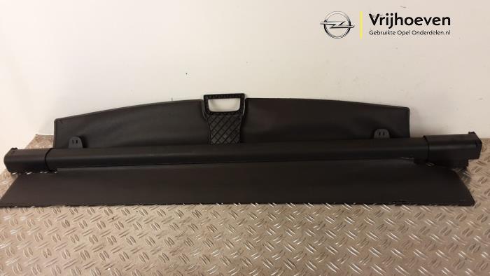 Dekzeil Bagageruimte van een Opel Astra H SW (L35) 1.7 CDTi 16V 2008