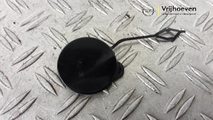 Gebruikte Afdekkap Sleepoog voor Opel Corsa F (UB/UH/UP) 1.2 Turbo 12V 100 Prijs € 10,00 Margeregeling aangeboden door Autodemontage Vrijhoeven B.V.
