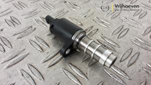 Gebruikte Nokkenas Verstelling Opel Crossland (X) 1.2 Turbo 12V Prijs € 20,00 Margeregeling aangeboden door Autodemontage Vrijhoeven B.V.