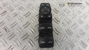 Gebruikte Combischakelaar ramen Opel Insignia Sports Tourer 1.6 CDTI 16V 136 Prijs € 80,00 Margeregeling aangeboden door Autodemontage Vrijhoeven B.V.
