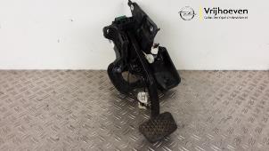 Gebruikte Rempedaal Opel Insignia Sports Tourer 1.6 CDTI 16V 136 Prijs € 85,00 Margeregeling aangeboden door Autodemontage Vrijhoeven B.V.