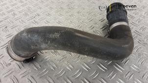 Begagnade Laddluftkylarslang Opel Astra K 1.4 Turbo 16V Pris € 30,00 Marginaltabell erbjuds av Autodemontage Vrijhoeven B.V.