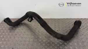 Gebruikte Intercooler Buis Opel Astra K 1.4 Turbo 16V Prijs € 30,00 Margeregeling aangeboden door Autodemontage Vrijhoeven B.V.