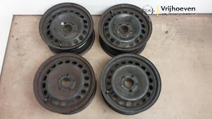 Gebrauchte Felgen Set Opel Astra H (L48) Preis € 80,00 Margenregelung angeboten von Autodemontage Vrijhoeven B.V.