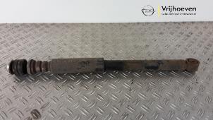 Begagnade Stötdämpare, vänster bak Opel Agila (B) 1.0 12V Pris € 20,00 Marginaltabell erbjuds av Autodemontage Vrijhoeven B.V.