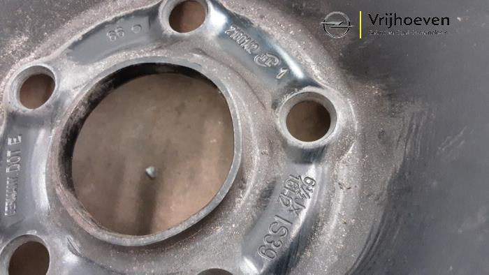 Jante d'un Opel Astra J (PC6/PD6/PE6/PF6) 1.3 CDTI 16V EcoFlex 2013