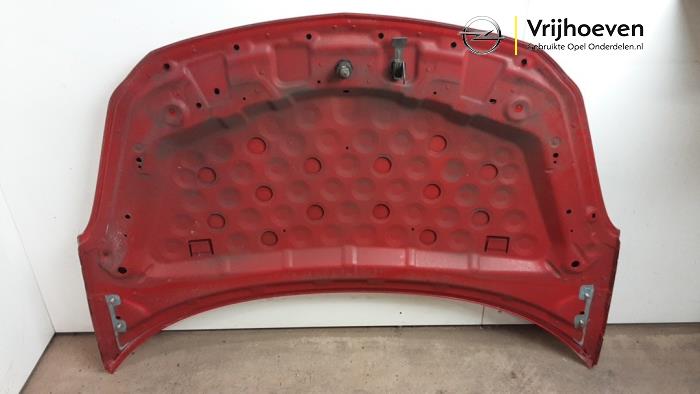 Motorhuv från en Opel Corsa D 1.4 16V Twinport 2007