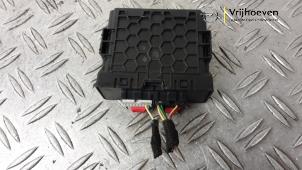 Gebruikte Gateway module Opel Karl 1.0 12V Prijs € 15,00 Margeregeling aangeboden door Autodemontage Vrijhoeven B.V.