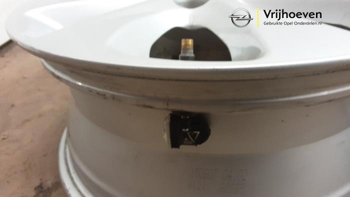 Velgen set van een Opel Karl 1.0 ecoFLEX 12V 2018