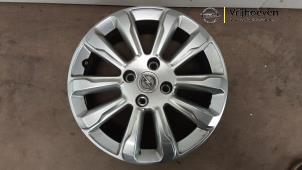 Usagé Jante Opel Mokka 1.2 Turbo 12V Prix € 100,00 Règlement à la marge proposé par Autodemontage Vrijhoeven B.V.